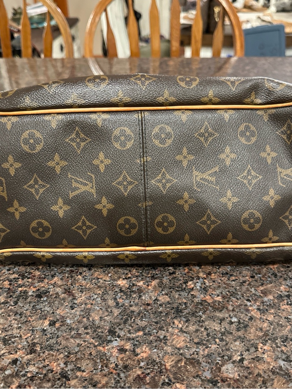 Louis Vuitton Monogram Canvas Shoulder Bag — Brown & Tan - Picture 9 of 14